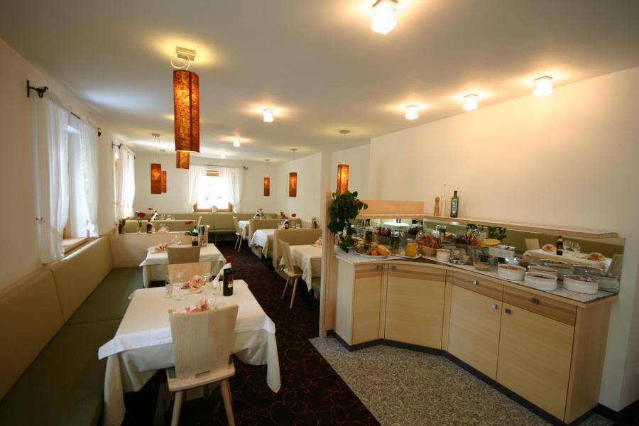 Hotel Mall San Valentino alla Muta Exteriér fotografie